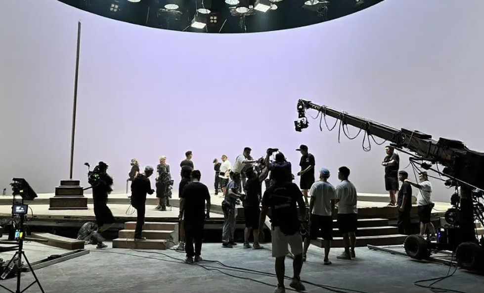 XR virtual production